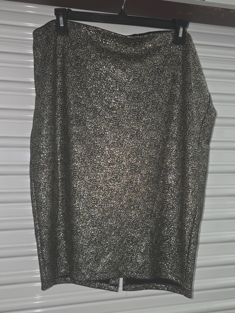 Metallic Gold Pencil Skirt - Sleek Sparkle